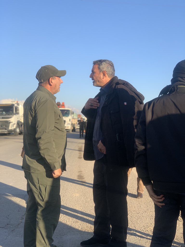 ab_fdk's tweet photo. رئيس أركان هيئة الحشد الشعبي عبد العزيز المحمداوي يشرف على سير قافلة الاغاثة المتجهة لمناطق المتضررين في سوريا https://t.co/gfQGQ79UaW