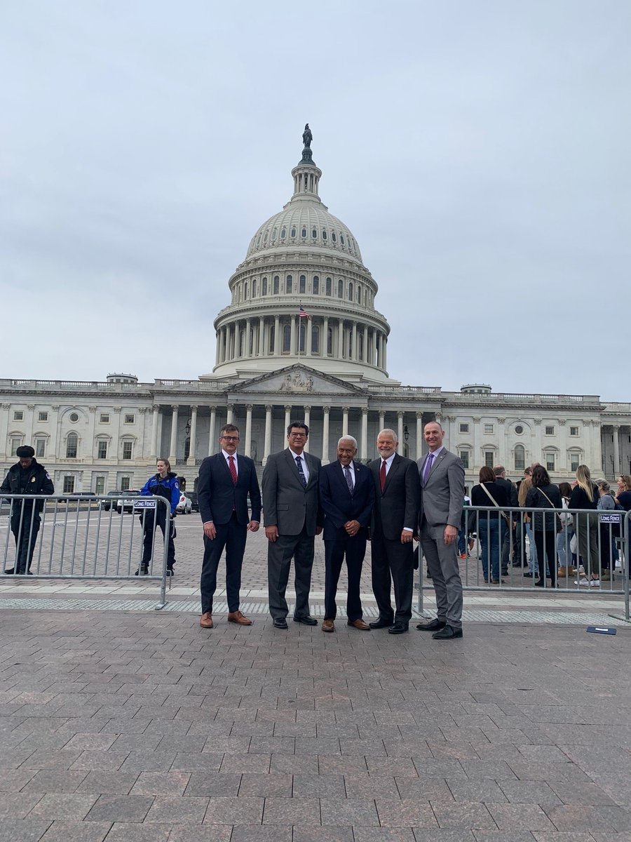 CSAC_Counties's tweet image. Hello from Washington, D.C. 👋

CSAC Officers and staff are in our nation’s capital to discuss federal policy issues that impact counties at the 2023 @NACoTweets Legislative Conference. But first, our leaders met with CA representatives to discuss key priorities.