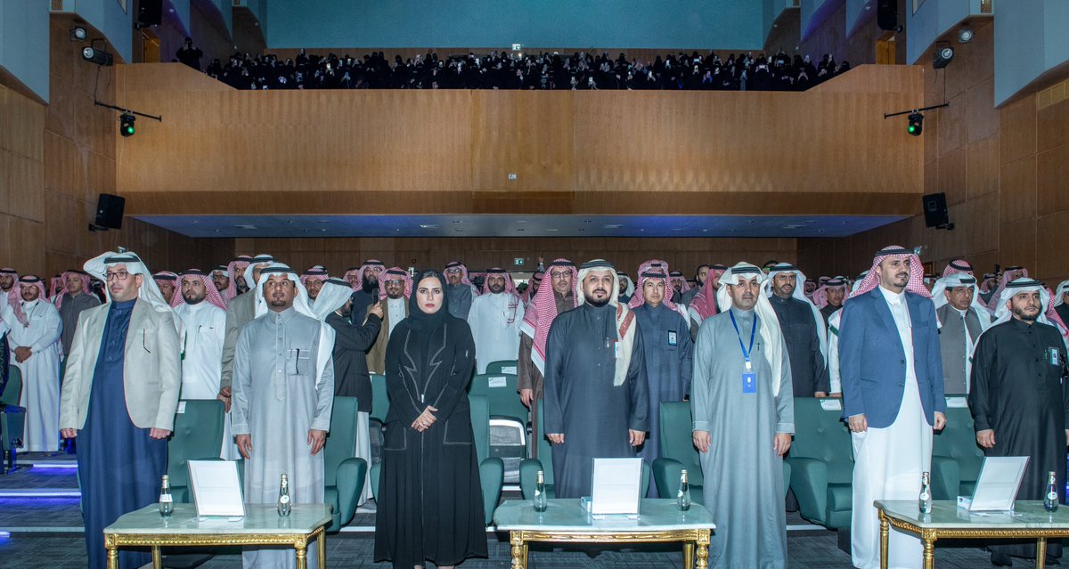 MOE_ARP's tweet photo. نظّمت إدارة الإعلام والاتصال بـ #تعليم_عسير ، #اللقاء_الإعلامي_الأول_2023 ، بحضور مدير عام التعليم، والمتحدث الرسمي بوزارة التعليم، ومدير التواصل الاستراتيجي بالوزارة، ومديري ومديرات إدارات الإعلام في عدد من المناطق ومحافظات المنطقة، و600 من منسقي ومنسقات الإعلام في المدارس. https://t.co/pxJNmEvBdu