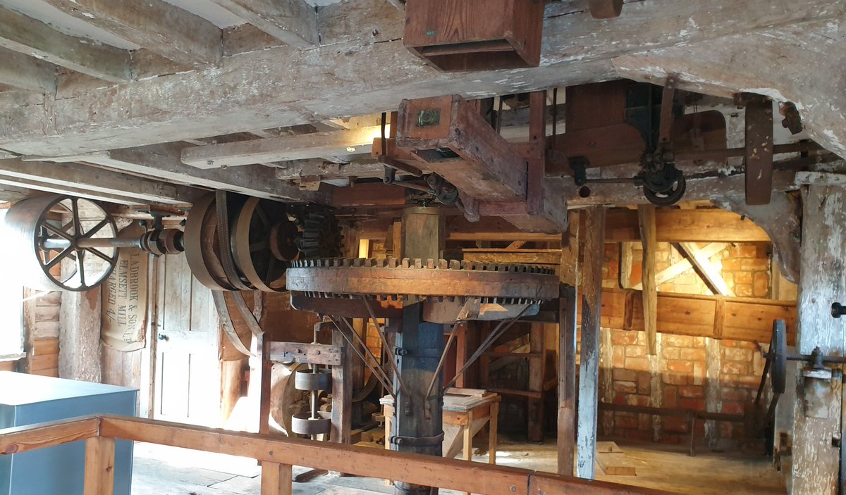heritage_notes's tweet photo. Thank you @LisaMuseum for showing me the exciting work to the mill @FoodMuseumUK - such a great exhibit! https://t.co/xtKo91N1ts