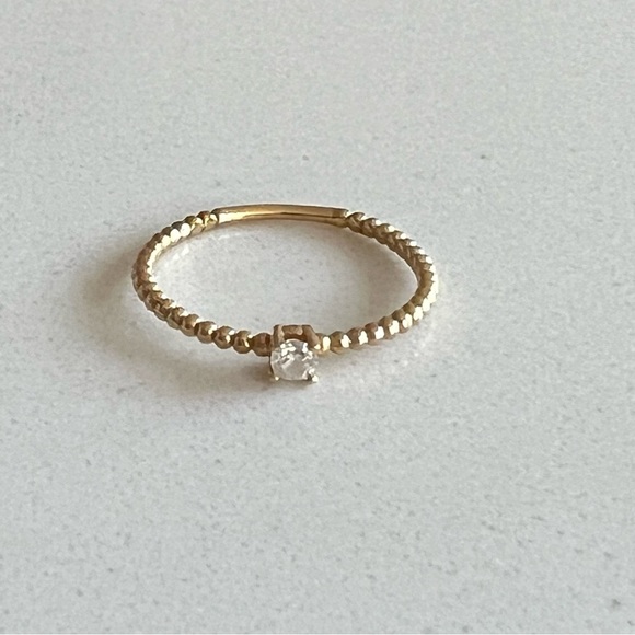radiance1992's tweet photo. So good I had to share! Check out all the items I'm loving on @Poshmarkapp #poshmark #fashion #style #shopmycloset #ddsloane #mejuri #trulli: https://t.co/FYUZogqIdf https://t.co/zGtC6RRNSj