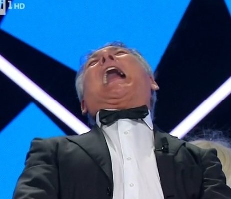 PurpleVivix's tweet photo. LA COREOGRAFIA DI JOEY AIUTO
#Sanremo2023 https://t.co/DOK0oWrli4