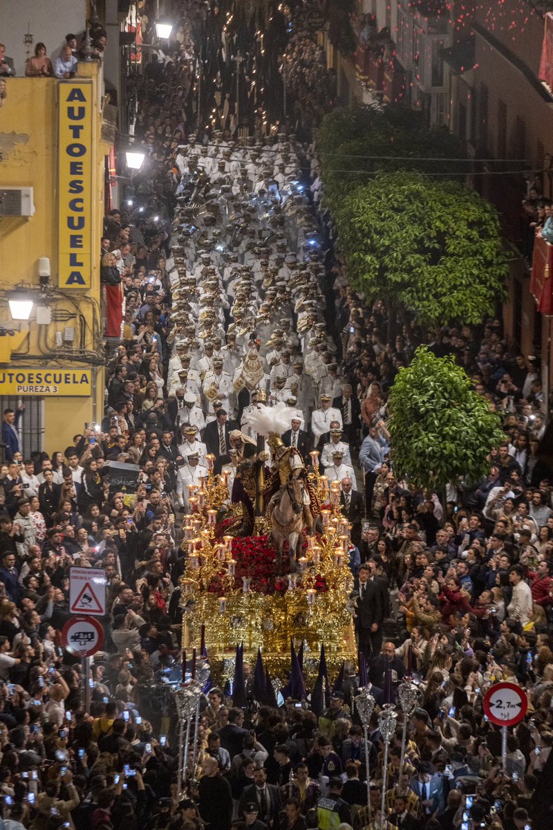 La noche ya está muy alta, que llegue la “Madrugá “….