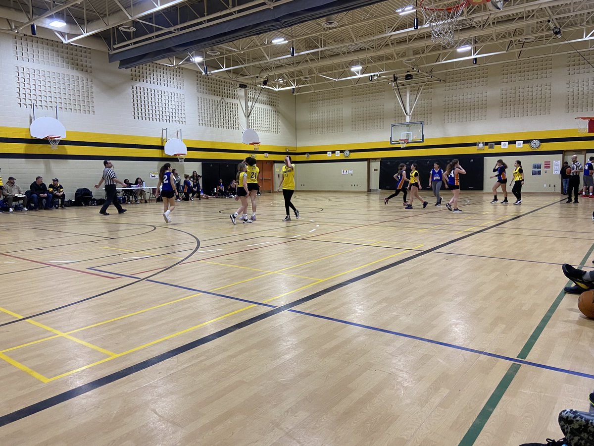 #Prouf of our <a href="/POW_HWDSB/">Prince of Wales ES</a> girls!!! #GoTigersGo🐯