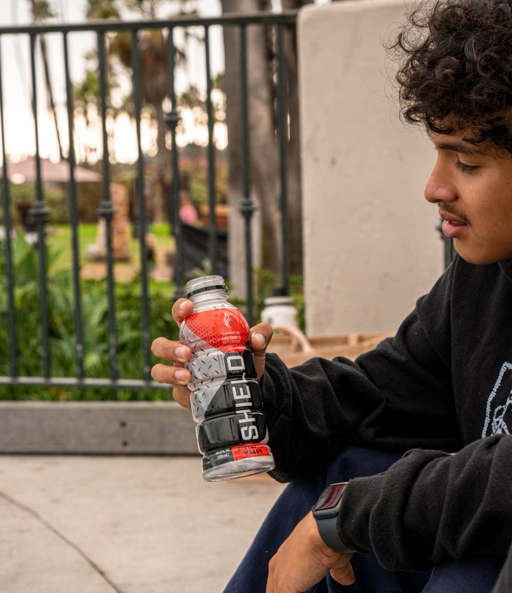 Healthy hydration in the palm of your hand is only a tap away. 

Learn more about our family of hydration products today - bit.ly/drinkswordtw

#healthyhydration #stayhydrated #chooseyourSWORD