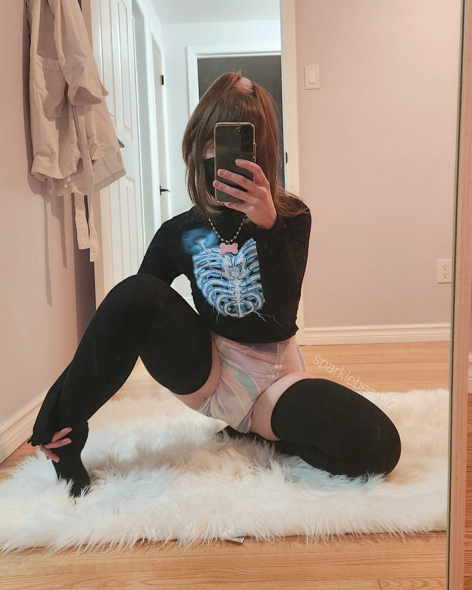 Sparklebeans2's tweet photo. 🐶⚡️ 
(I'll fetch you their souls if you ask nicely)
#abdl https://t.co/HPf9UdQdSB