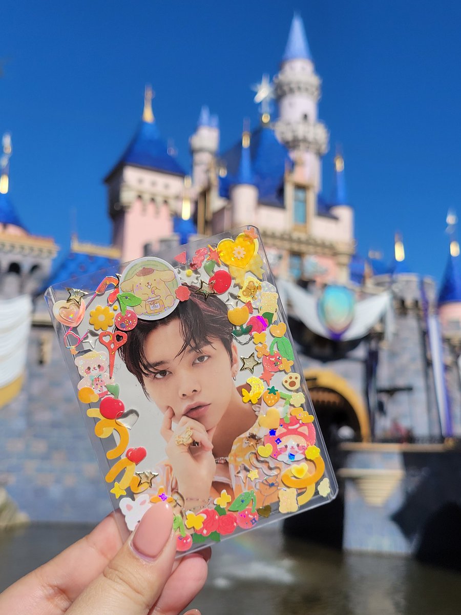 #HAPPYJOHNNYDAY from the happiest place on earth  @NCTsmtown_127