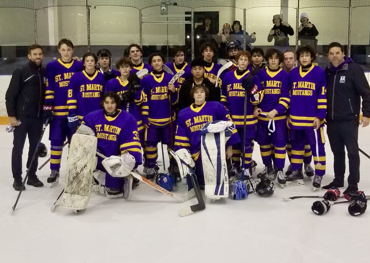 SMSSAthletics's tweet photo. Congrats to our Grade 10 Boys Hockey team who won the gold medal at the St. Michael’s Tournament today, with a special mention to Ryan Quigg who was named MVP 🎉 Our Grade 9 Boys team also played well, finishing with the bronze medal. Great job Mustangs 💜💛 https://t.co/WapjQNGq14