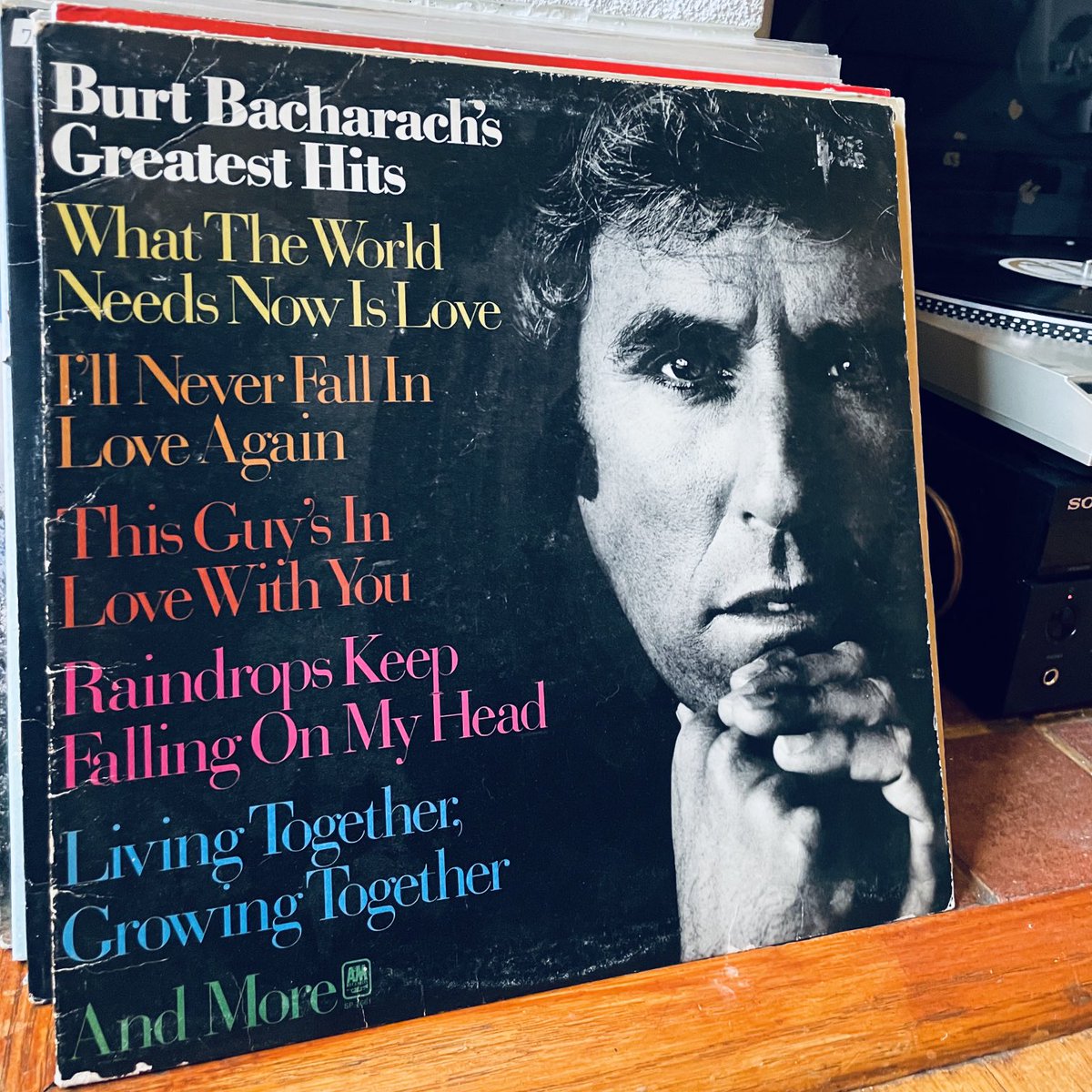 AndyKrestovsky's tweet photo. My favorite album (and album cover). You were the absolute man, #burtbacharach https://t.co/ww7YMrsoey