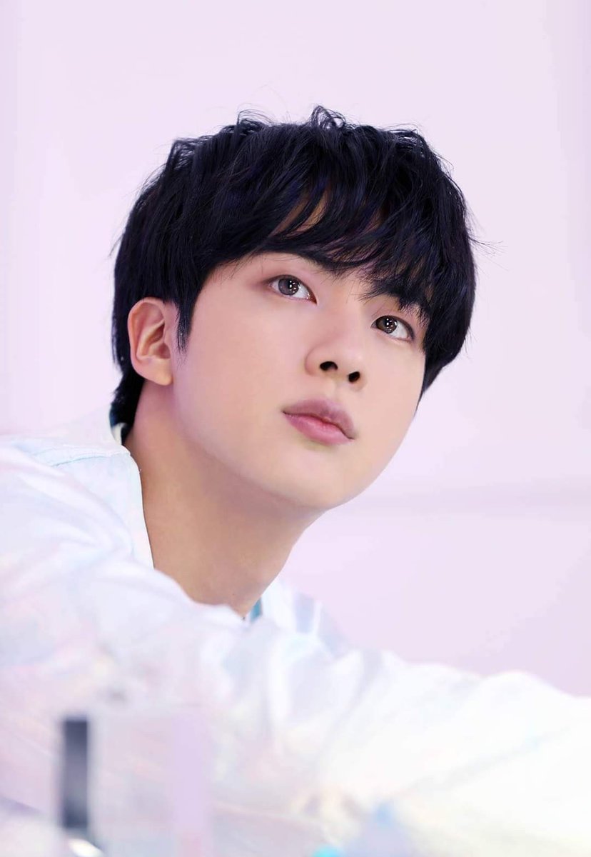 jin1204mi's tweet photo. おはようございます💜
今日は雪❄気温🌡も上がらず寒い🥶
出かける人は暖かくして気おつけて下さい。私も仕事に行って来ます🚙
今日もジンくんが幸せに過ごせますように❤️😊
#JIN
#D488 https://t.co/CTvaT5vVLy