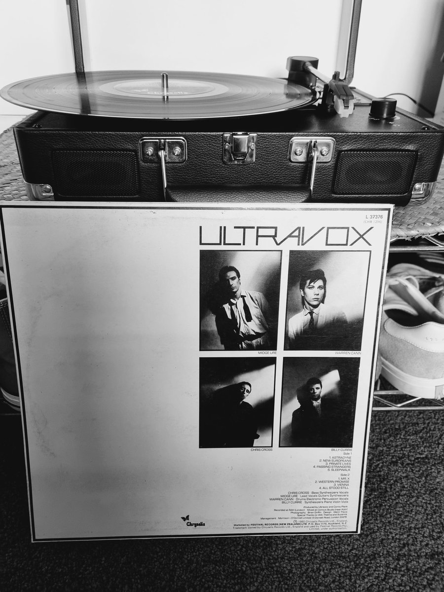 Ultravox, Vienna.
#vinyl #vinylcollection #albumcovers #ultravox