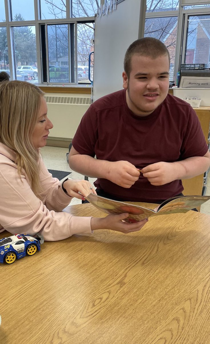 Fun with integration in Gains 1 today! Thanks for letting L visit ❤️🎈 <a href="/MissSanford674/">Miss Sanford</a> <a href="/Gainsclassroom/">GAINS Basile</a> @JenDaskalakis <a href="/JohnCampbellPS/">John Campbell PS</a> <a href="/Dana52300/">Dana</a>