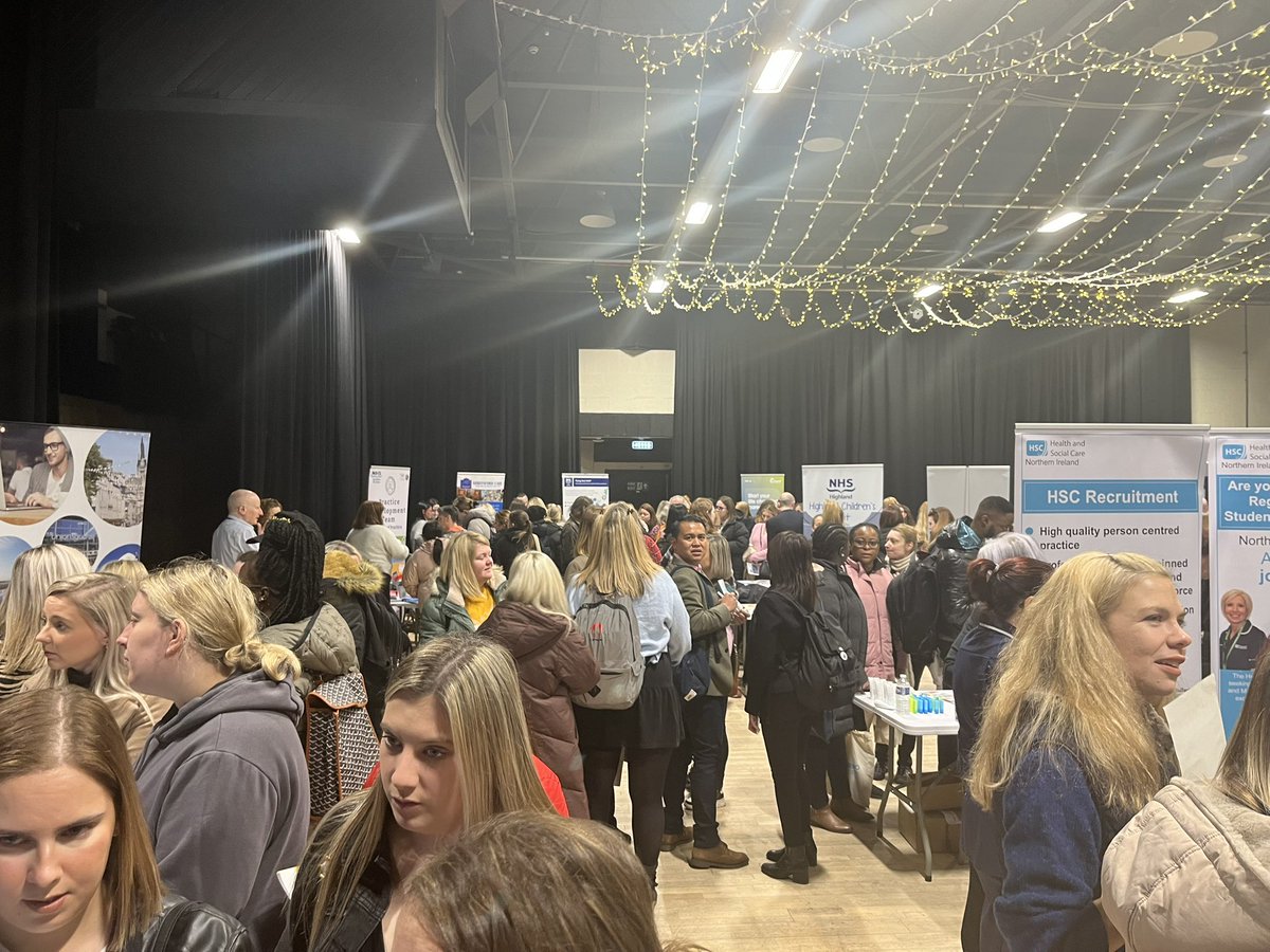 Nursing careers open day … Great turnout … Inpatient Community Nursing … #nursesofthefuture @FHSCPNursing  <a href="/KarenGibb16/">Karen Gibb</a> <a href="/michelleWil67/">michelle williamson</a>  <a href="/ShonaDa95058150/">Shona Davidson</a> <a href="/hutchison761/">Gillian</a>  <a href="/shones17/">Shona Adam</a>  @lynne_garvey  <a href="/nhsfife/">NHS Fife</a>