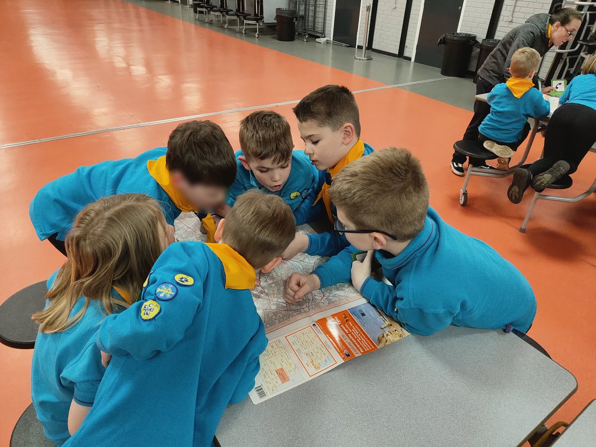3rdwashscouts's tweet image. This week our beavers have been learning about maps and different symbols #skillsforlife #osmaps