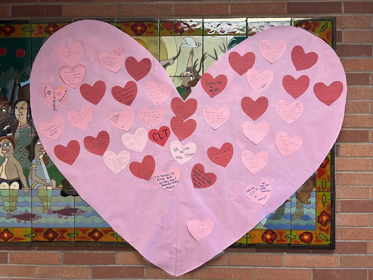Today at our Parent Coffee chats with Admin my school Clarendon! 💕 We talked about the benefits of self-care. Parents filled out hearts with positive messages about their strengths as parents and things they love about Clarendon ♥️ I have the best team! <a href="/PPSHeadStart/">PPSHeadStart</a> <a href="/PPSConnect/">Portland Public Schools</a>
