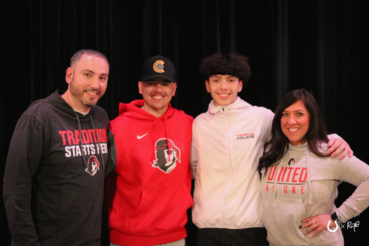 𝐂𝐚𝐥𝐢𝐟𝐨𝐫𝐧𝐢𝐚 𝐝𝐫𝐞𝐚𝐦𝐢𝐧’.

Congratulations to seniors Keller Ausbun &amp; Kaleb Ortiz on making their commitments official.

Both athletes are headed to Cali. Keller will attend <a href="/SRJCbaseball/">Santa Rosa JC Baseball</a>, Kaleb has signed to play with <a href="/PCPirateBeisbol/">PortervilleCollegeBaseball</a>. 

#ChangeTheGame | #COLTure