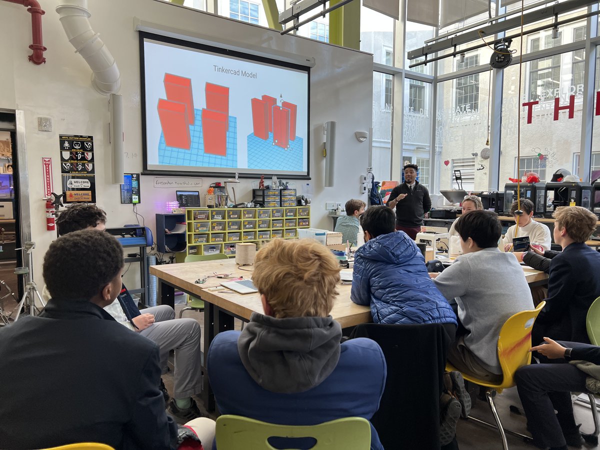 FessyiLab's tweet photo. Mr. Morgan prepares student's in his English class for the upcoming @nuvustudio Mid Review process as a part of the "Bias Looks Like _________" studio by sharing past examples of Mid & Final Presentations. #makered #makerspace #pbl #studiolearning #projectbasedlearning https://t.co/iNCwK6FH8f