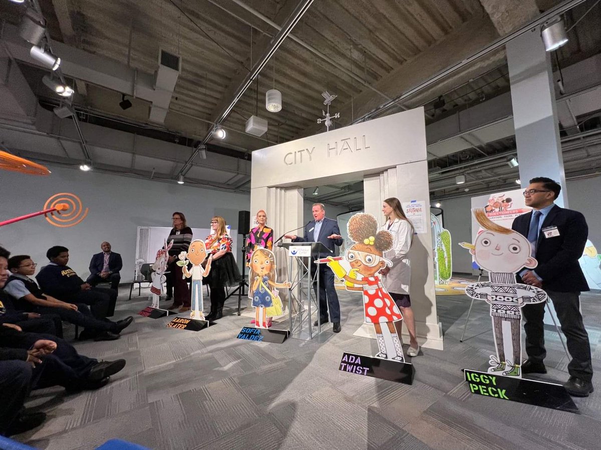 whitakercenter's tweet photo. Thank you to all who attended the launch of our new traveling exhibit, The Questioneers!

Special thanks to our presenting sponsor, @GiantFoodStores ,  support from @UGI_Utilities , Meron Yemane and Renée Yemane, and our community partners!

Learn more at https://t.co/je59JJHucp. https://t.co/QHNMVxzkQa