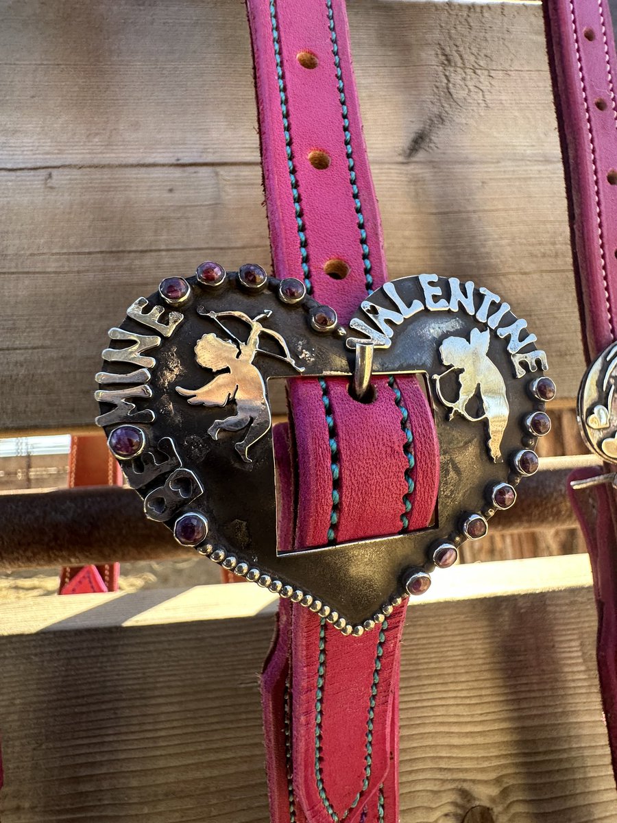 LoganPerryman's tweet photo. Happy Valentine’s Day from Road Running Silver and B. Langdon Leather! https://t.co/96tdFXDIQm