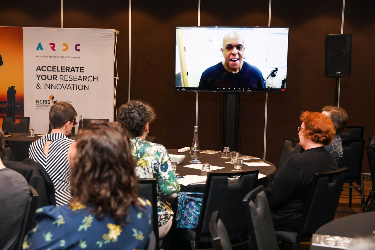 ARDC_AU's tweet photo. The #ARDCSkillsSummit brings together people driving the development of a national digitally skilled research workforce. Enjoy the great photos, and we look forward to more collaborations on digital research skills! https://t.co/G0vWoI1T7k