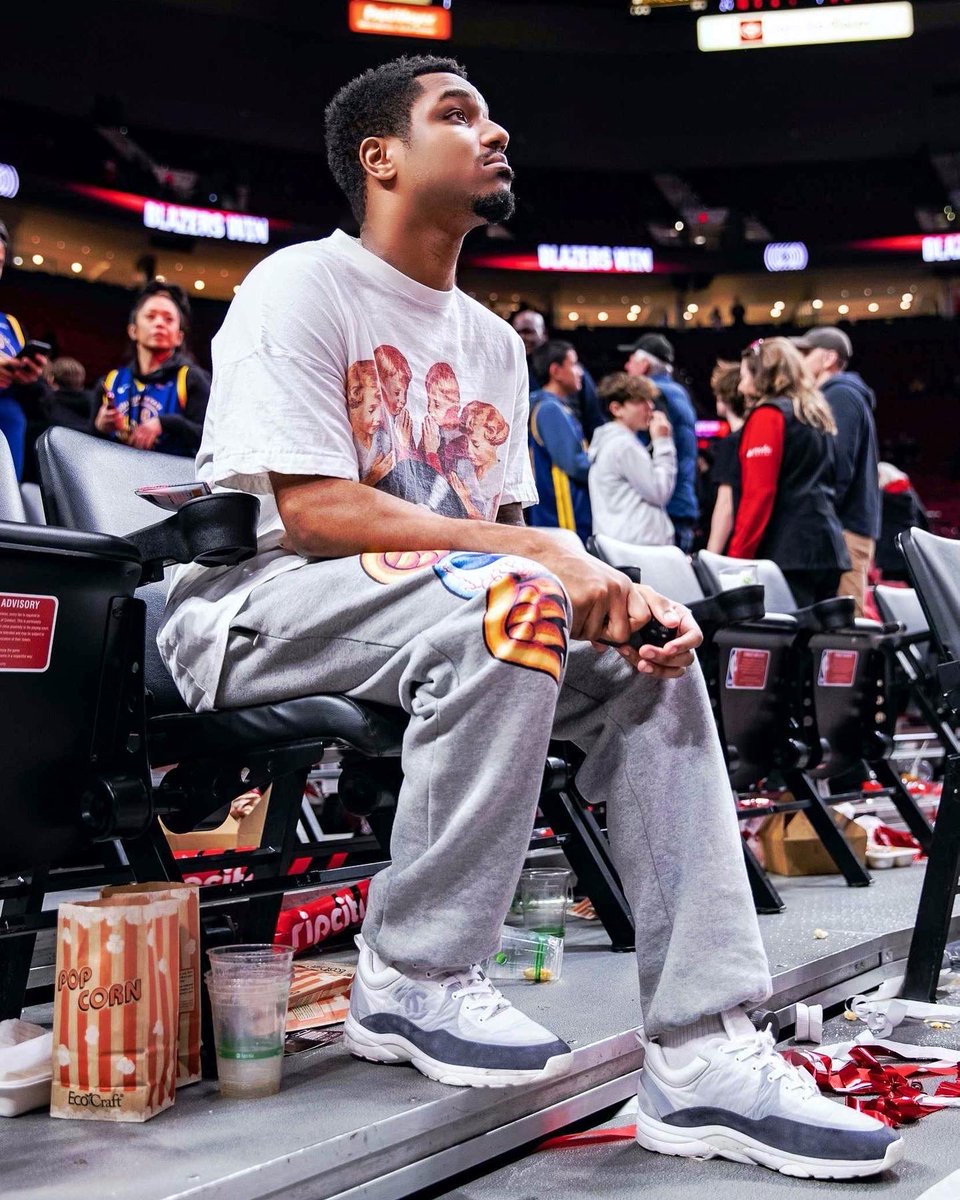 malcs's tweet image. ⛹🏾‍♂️ the courtside club