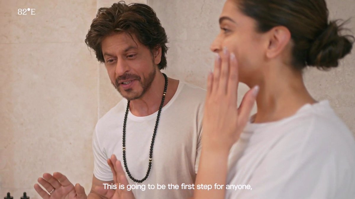tnsmvdry's tweet photo. A reminder from Shah Rukh Khan: https://t.co/FSn6cID3jO
