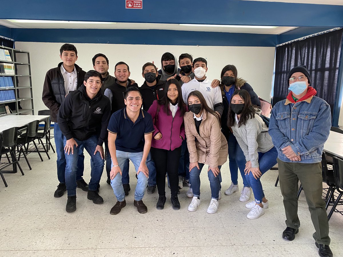 elier_corrales's tweet photo. Este día sostuvimos una gira de trabajo por el CBTis 115 y la Universidad Politécnica de #Cuencamé. Gracias a los presidentes del CESA y directivos de estas instituciones por abrirnos las puertas. Nuestra meta es clara: vamos a trabajar #SiempreParaTi 🔥🦅 #FETED https://t.co/COgT8Jpz9k