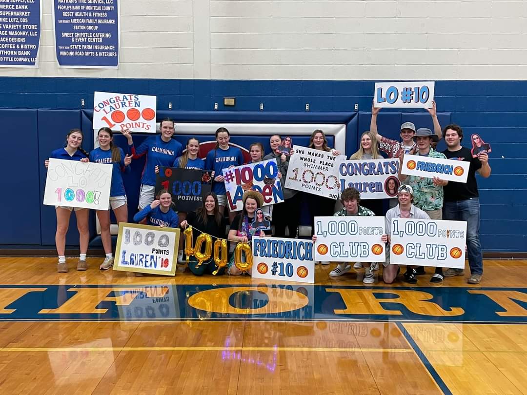 PintosAthletics's tweet photo. Congratulations to @laurenfred14 on scoring her 1,000th career point tonight! #PintoStrong https://t.co/GU94sph0TO