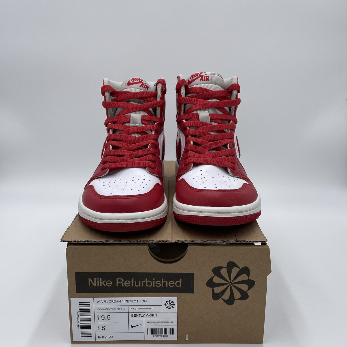 SneakersSimply's tweet photo. Jordan 1 Retro High OG Varisty Red
Deadstock
Size: 9.5W
Price: $145
Flaw: Missing Lid
#simplysneakers #nike #jordan #jordan1 #varistyred #fashion #theplacetoshop #kicks #sneakers #sneakerheads #smallbusiness #kickstagram #follow #support https://t.co/Vxko67AtSM