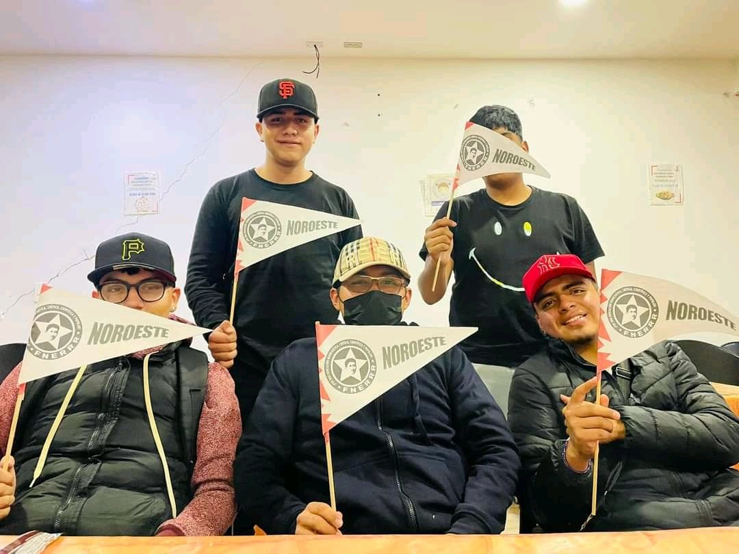 fneriando's tweet photo. En el seccional Noroeste nos encontramos preparando todo para asistir a nuestra coordinadora de comités estatal. ❤️🙌
https://t.co/CuICgx3ggw https://t.co/aJhyP6JI79