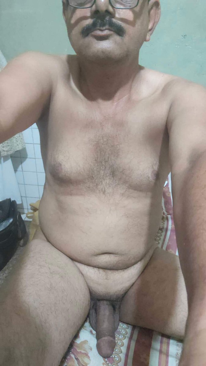 Malludaddyoldy6's tweet photo. Cute bengali daddy..  videos will upload soon !! https://t.co/w7p9mH7Qla