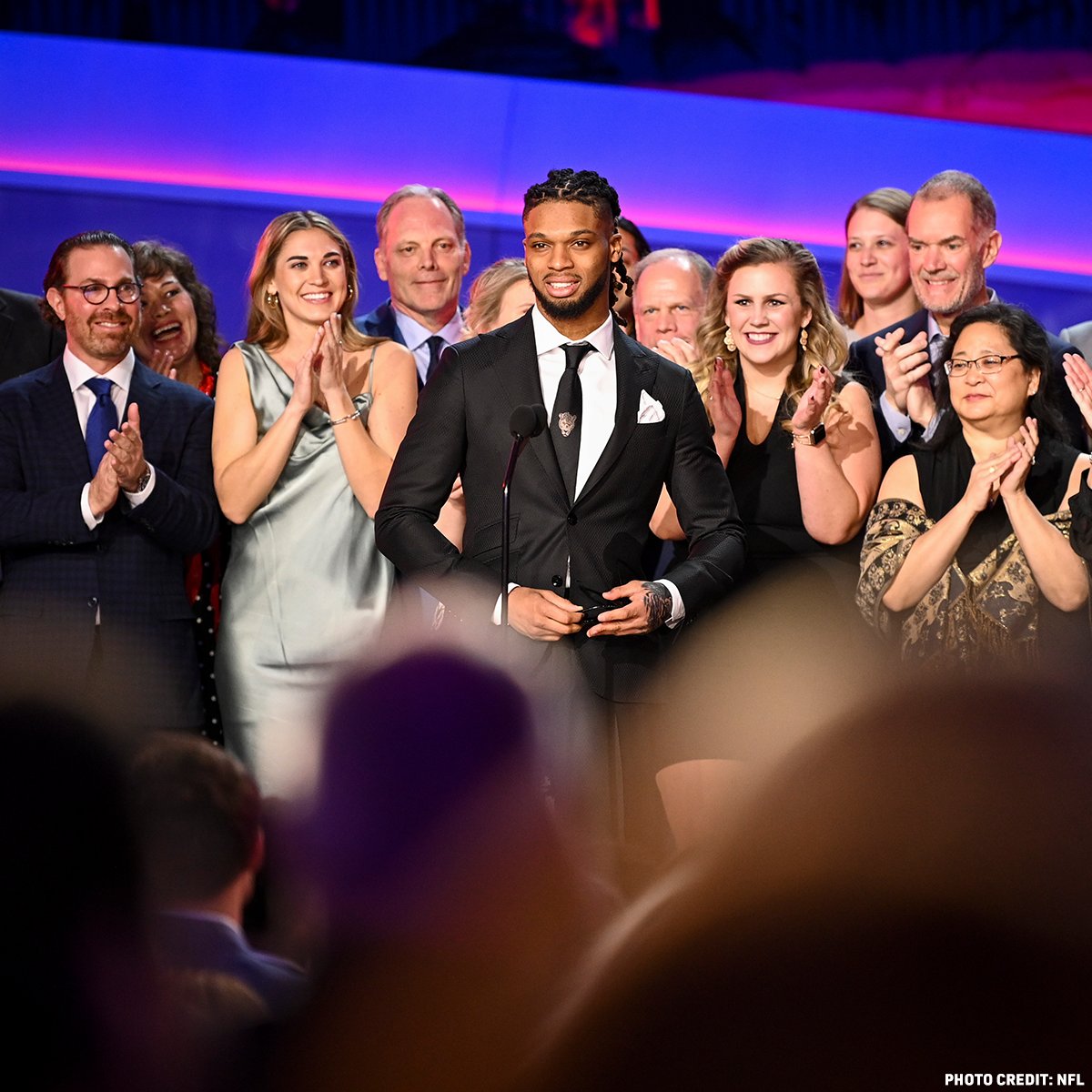 BuffaloBills's tweet photo. What. A. Moment.

#NFLHonors | #LoveForDamar https://t.co/t8xRlUgaEM