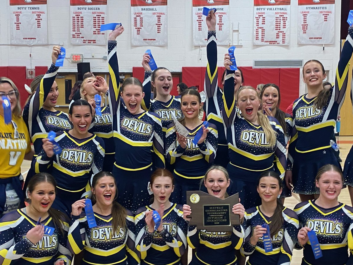 VCSCheer_VVC's tweet photo. Introducing your 2023 Monroe County Division 1 Champions π#titleszn #VC4L https://t.co/mDkTjnMUkm
