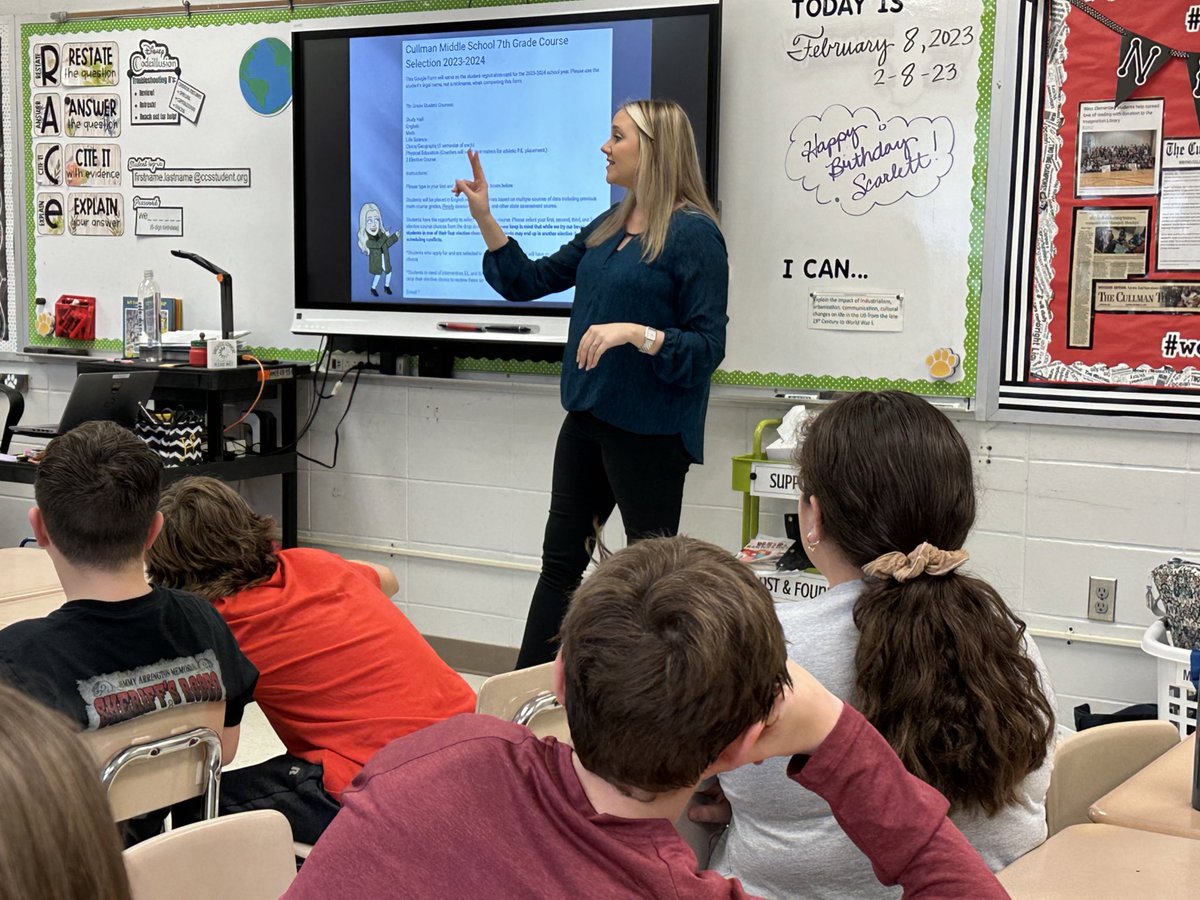 MrsHworth3's tweet photo. WES 6th Graders had a great day with CMS counselor, Mrs. Ponder. Our students listened intently and will be ready when it is time to make the move to 7th Grade. Thanks Mrs. Ponder! @wescullman #weststory @CullmanMiddle #bearcatnation #goodadvice https://t.co/nzPEhlYAQy