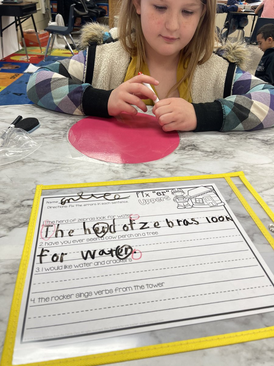 As an educator when I’m able to focus on low🔴,med🟡 &amp; high🟢 students for small groups with zero interruptions, it’s a GREAT day! #ELAR #SmallGroups #Goliad @ElarEcisd✍🏻