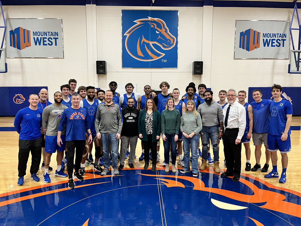 ๐ฅKrishna Pakala๐ฉโ๐ป๐จ๐ผโ๐ป๐จโ๐๐ฉโ๐ (@1krishnapakala) on Twitter photo .<a href="/BoiseStateBL/">Boise State BroncoLife</a> Faculty had a chance to attend <a href="/BroncoSportsMBB/">Boise State MBB</a> practice today. Our student athletes are truly amazing! #BoiseState <a href="/BroncoSports/">Boise State Broncos</a> .<a href="/BoiseStateBL/">Boise State BroncoLife</a> Faculty had a chance to attend <a href="/BroncoSportsMBB/">Boise State MBB</a> practice today. Our student athletes are truly amazing! #BoiseState <a href="/BroncoSports/">Boise State Broncos</a>