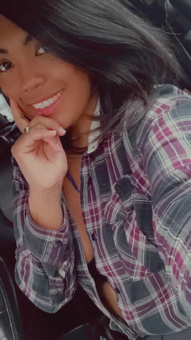 JustCallMeVans's tweet photo. Hello Twitter peeps... Well whoever I have left in this bitch. I took these yesterday and didn't totally hate them. https://t.co/aV7FlBnYLm