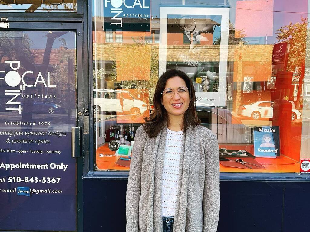 focalpointopt's tweet photo. Our client loves her new Thintanium frame from Lindberg 💙

#lindberg #lindbergeyewear #danishdesign #eyeglasses #eyewear #bayarea #eclips_custom
#independenteyewear #shoplocal #smallbusiness
#berkeley https://t.co/S0ANr1PW2O https://t.co/kvZqrEe8e7