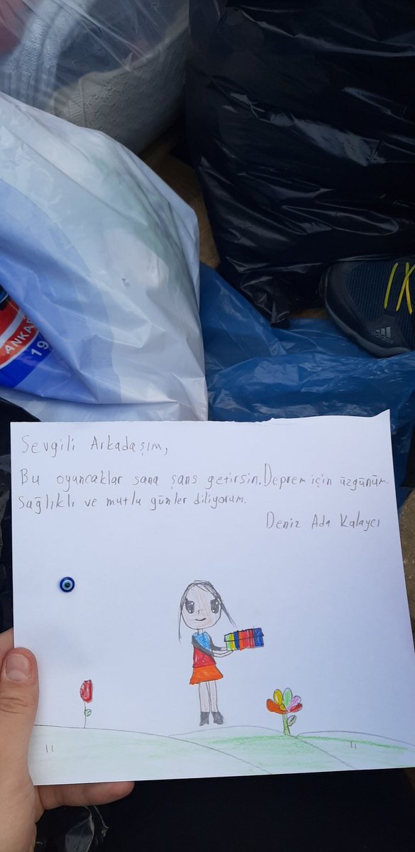 ddardayimm's tweet photo. bugun gittigim yerde buldugum nota bakin🥺💗 https://t.co/fciJPZE0s2