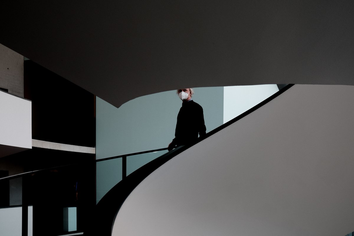 Samuel Ioannidis wants to communicate his stories through his photography, generating a curiosity gap for the viewer, capturing their attention for longer than a second, as a contrast to the fast paced world of social media.
thepictorial-list.com/interview/samu…