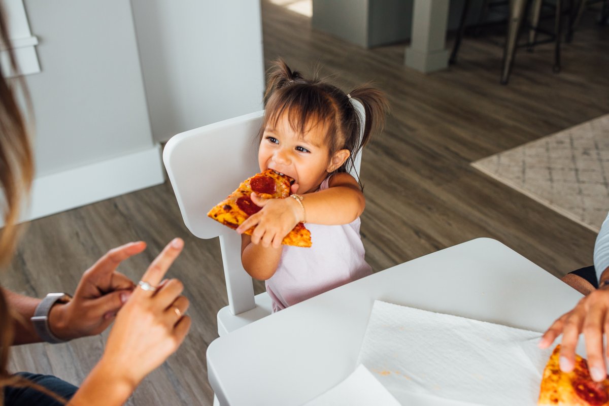 Linenspa's tweet photo. National Pizza Day? More like National Pizza Every Day 🍕❤️💁‍♀️ Take the night off from cooking and celebrate this esteemed national holiday! // #lifehappens #sleepitoff https://t.co/oENzxd4lN8