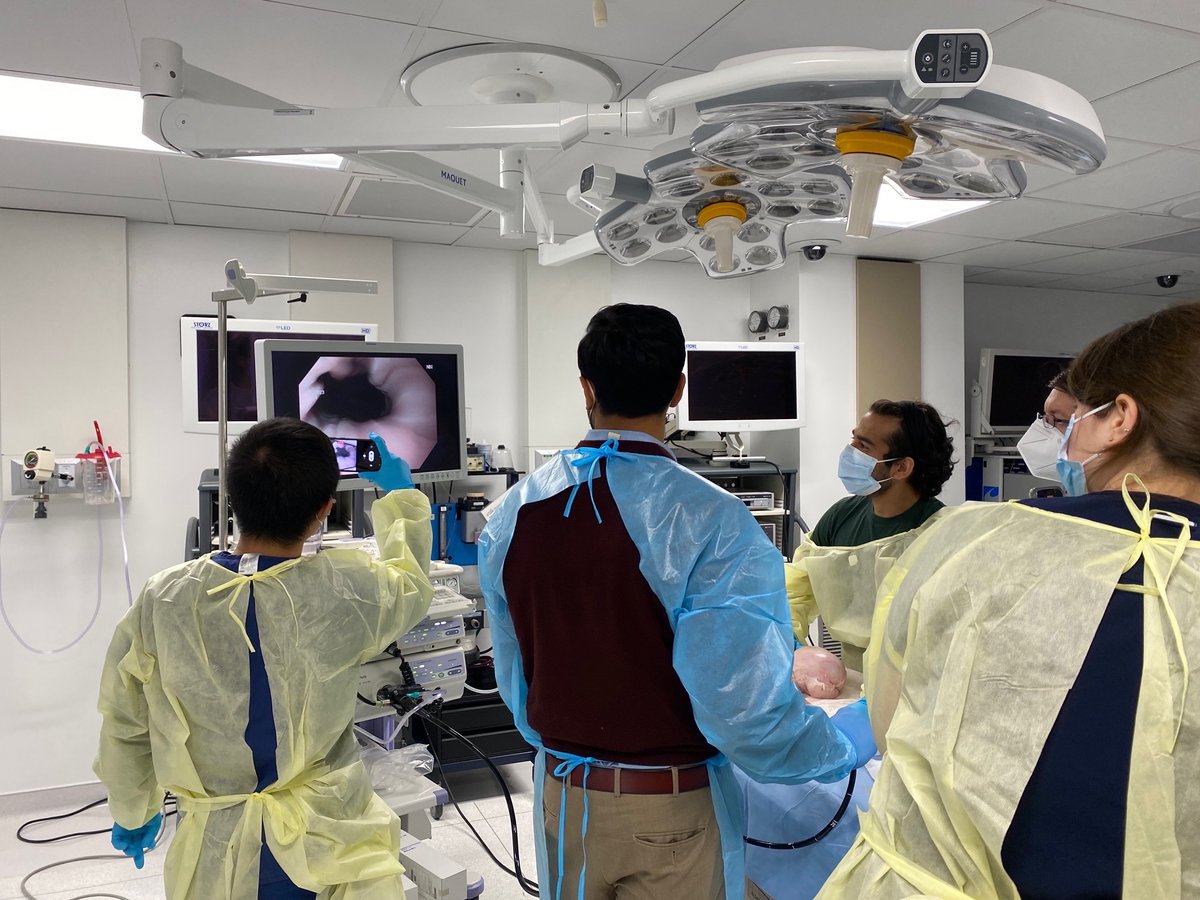 ShaleenVasavada's tweet photo. Had a blast scoping and testing out a novel device for esophageal adenocarcinoma detection with @TAMUmedicine EnMed & @RiceUniversity colleagues today! Thanks to @anandasabapathy for the opportunity! @bcm_gihep #Innovation #MedTech #GITechnology https://t.co/SXleBsYHOA