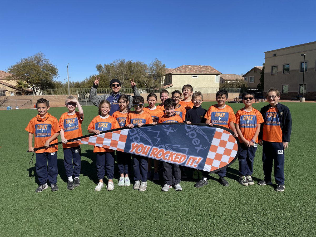 SHPSLasVegas's tweet photo. Apex Fun Run was a smashing success! #ApexLeadershipCo https://t.co/O5q6OF4BBV