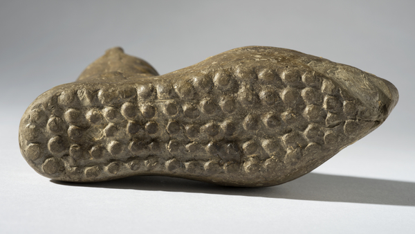MacquarieMuseum's tweet photo. Our #objectoftheday today is MU3255, a #skeuomorph flask moulded as a foot wearing the #caliga (a cross-laced boot) that were worn by #centurions.
A #skeuomorph is an object that retains practical design features as ornament (such as electric lights shaped like candles!) #MUHM https://t.co/I1J6iU7P9e