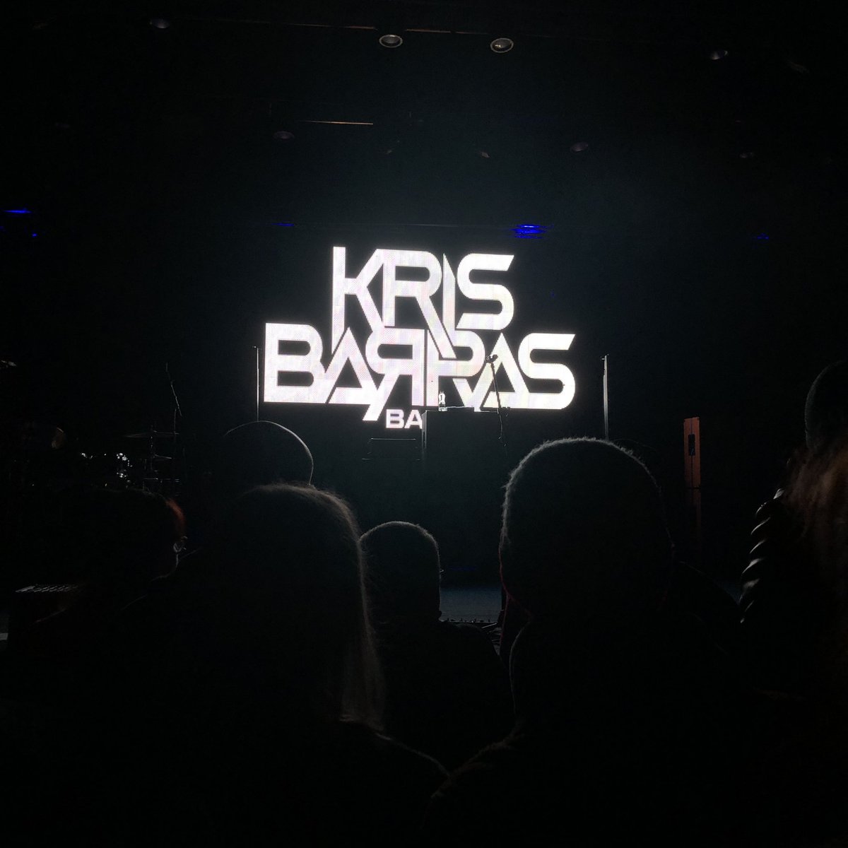 First time seeing @KrisBarrasBand tonight. AMAZING!! So can’t wait for the next time 🤘😁🎶 I’d have taken some ‘during’ pics but I was too busy singing along 😄 #krisbarras #kksteelmill