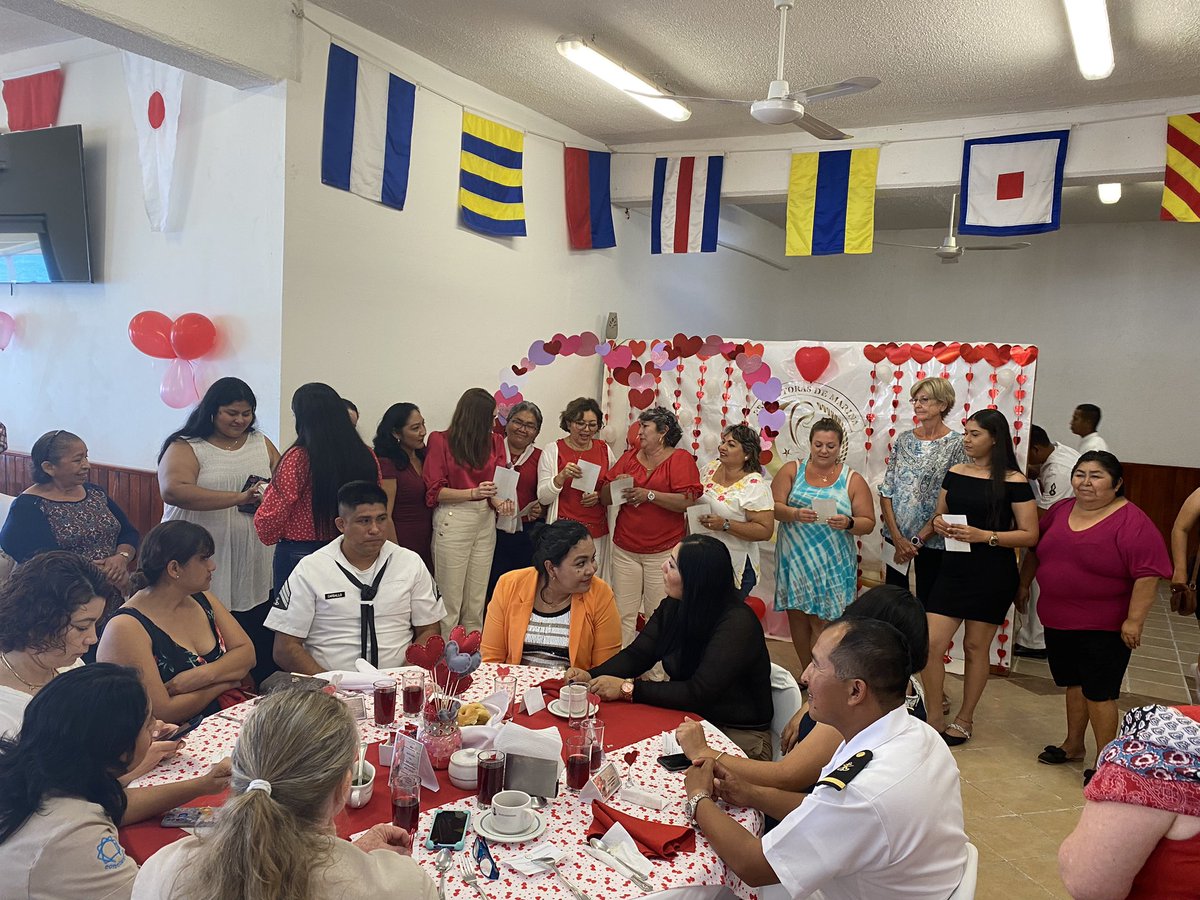 DestinTurquoise's tweet photo. Breakfast at the Naval Club in Isla Mujeres put on by the Navy Wives this morning. #navy #breakfast #tamales #destinationturquoise #IslaMujeres #mexico #desajurno #navywives #travelblogger https://t.co/V6pibttjGm
