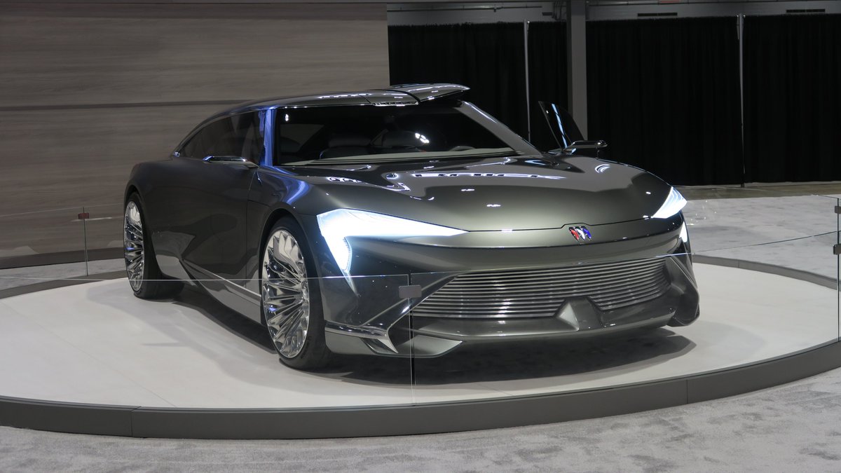 RWDonDemand's tweet photo. Concepts from the 2023 Chicago Auto Show: Buick Wildcat, Dodge Charger Daytona, Ram Revolution, Chrysler Airflow.  #buickwildcatconcept, #dodgechargerdaytonaconcept, #ramrevolutionev, #chryslerairflowconcept, #rwdondemand https://t.co/OV9gFl0pMu