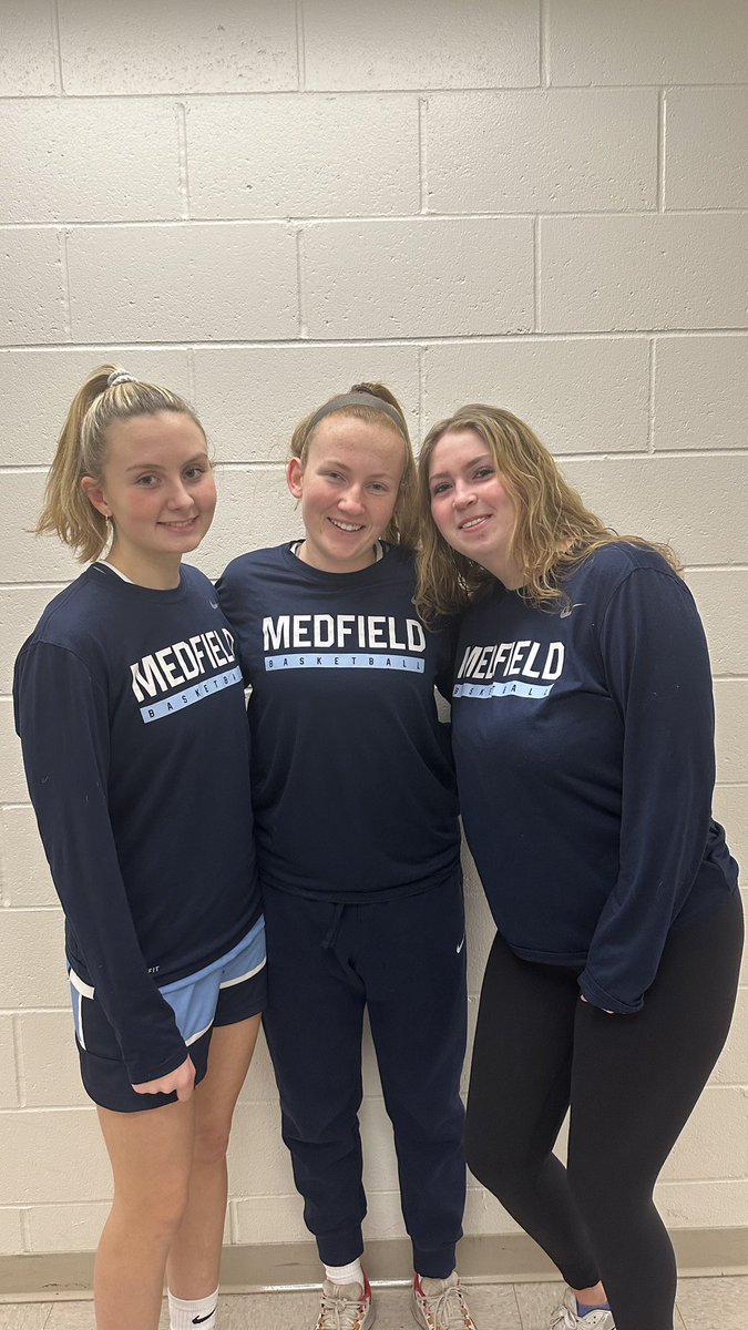 Medfield GirlsHoop tweet media