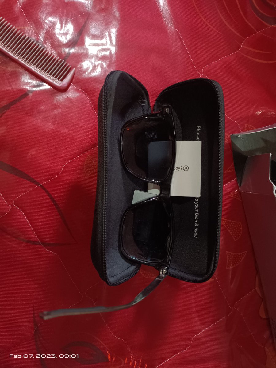 #FlipkartAtYourService  .... On same day i requested refund process but there is no response. You have provided single frame sunglas.Very bad service..
