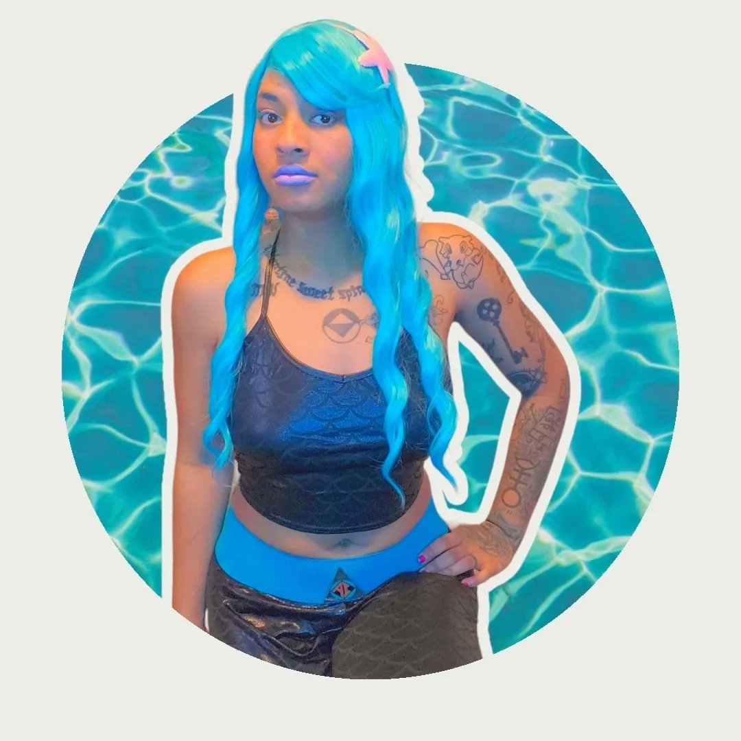 GameSpriteMode's tweet photo. Just thought I'd share pics of my #AndrAIa #cosplay from #ReBoot 💙 https://t.co/8xWhI4ZMOQ